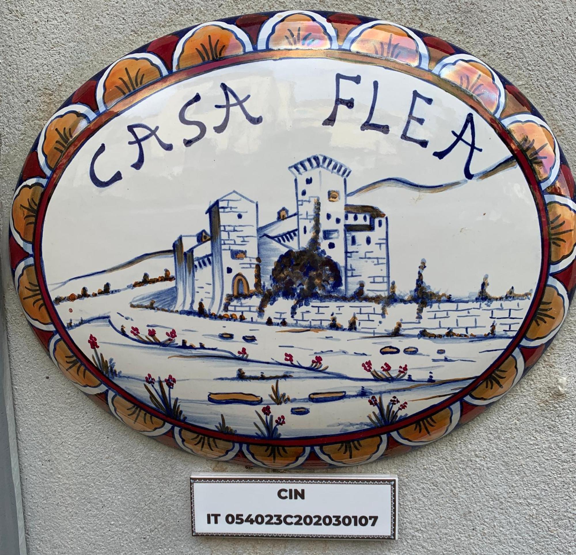 Casa Flea - Holiday Apartment With 2 Bedrooms Gualdo Tadino Kültér fotó