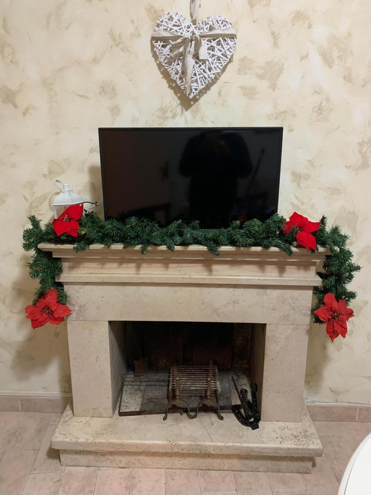 Casa Flea - Holiday Apartment With 2 Bedrooms Gualdo Tadino Kültér fotó